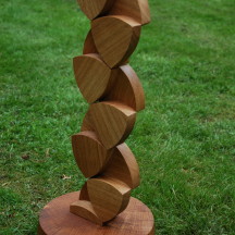 Tesselating Reuleaux triangles, Free standing Oak